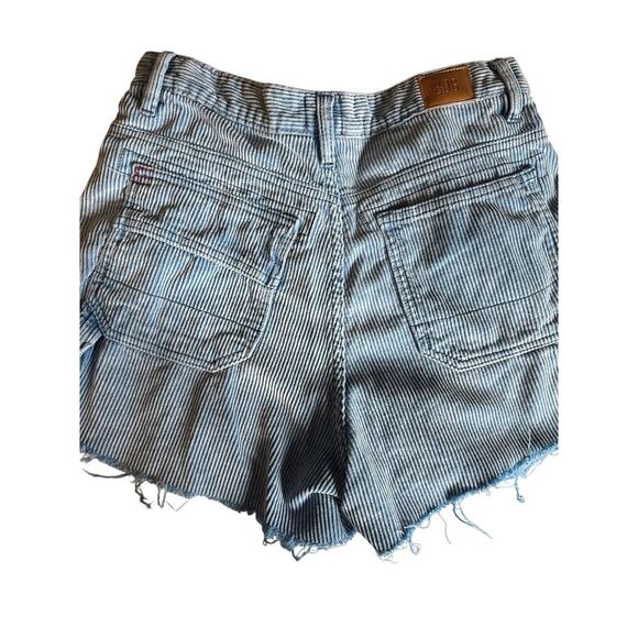BDG URBAN OUTFITTERS HIGH RISE CARPENTER SHORTS - Picture 2 of 3